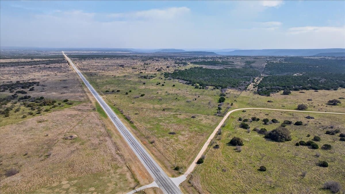 731.69 acres in Palo Pinto County - photo 4