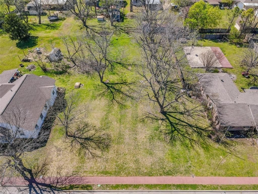 0.32 acres in Collin County gallery image 4