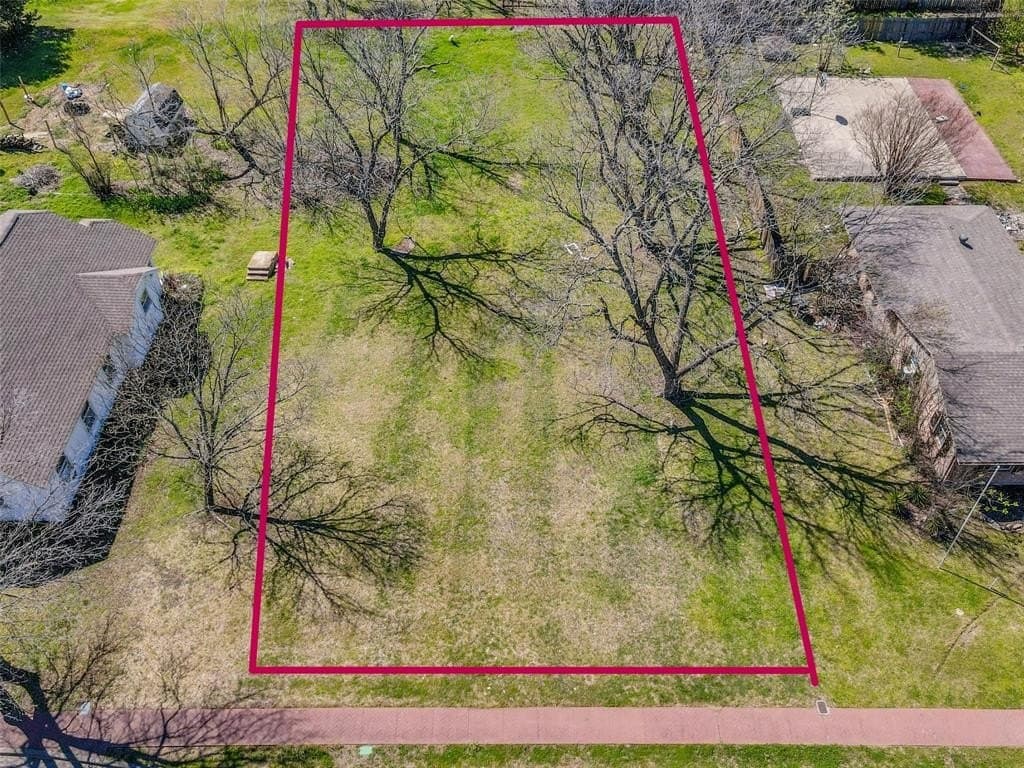 0.32 acres in Collin County gallery image 2