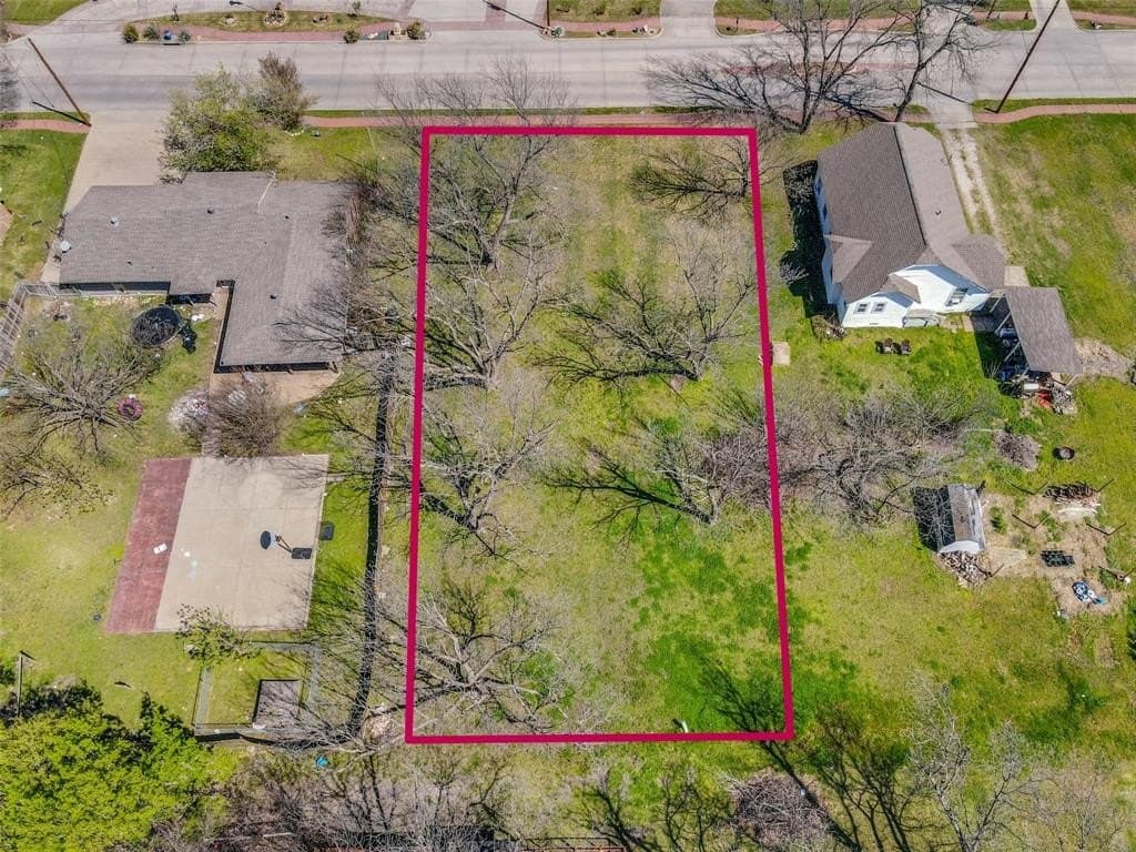 0.32 acres in Collin County gallery image 3