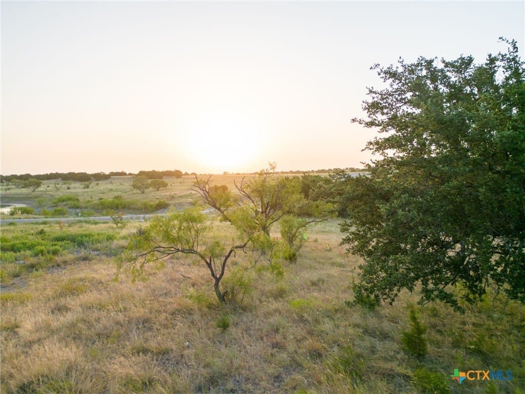 5.47 acres in Burnet County gallery image 4