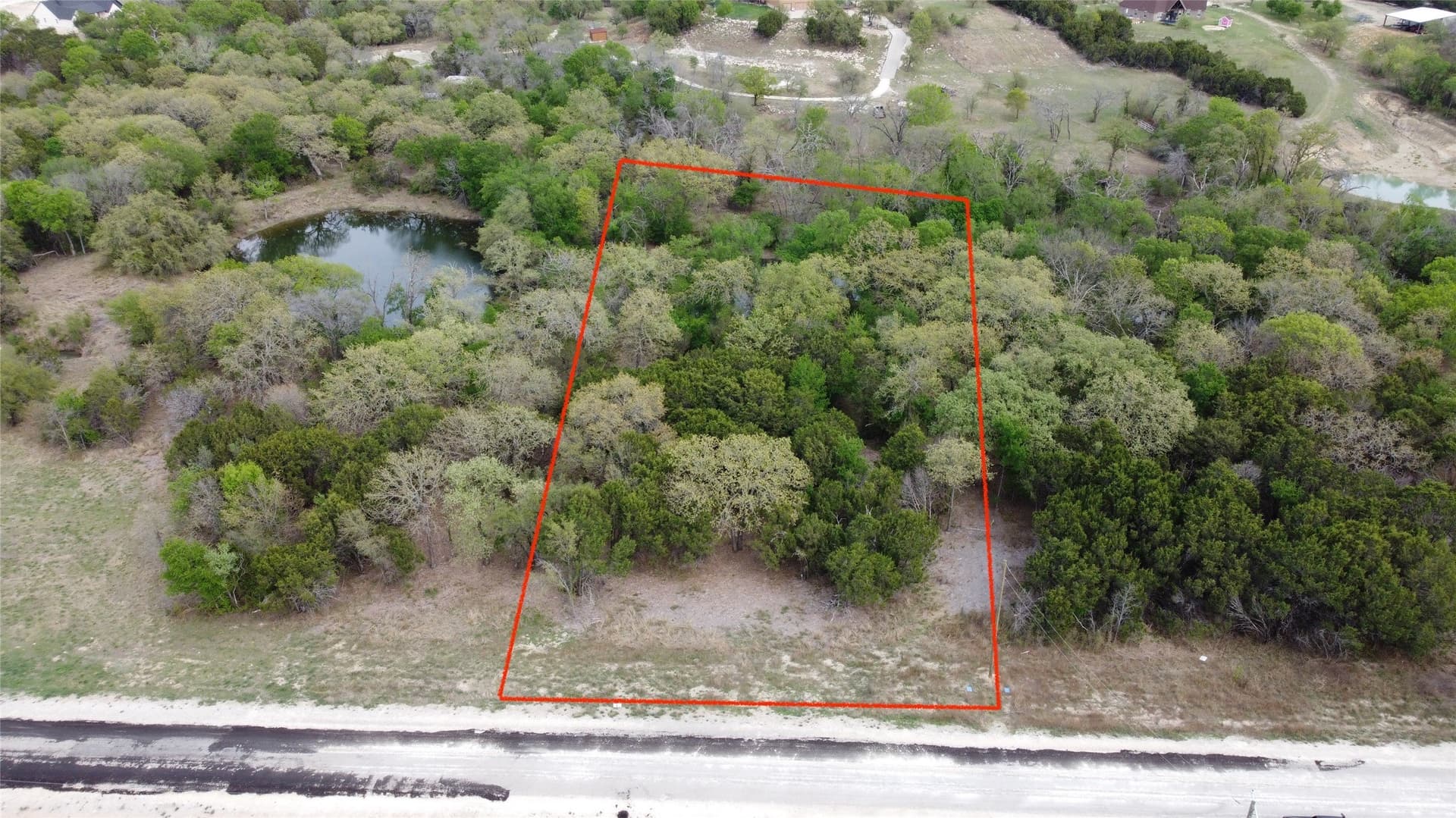 1.69 acres in Somervell County gallery image 4