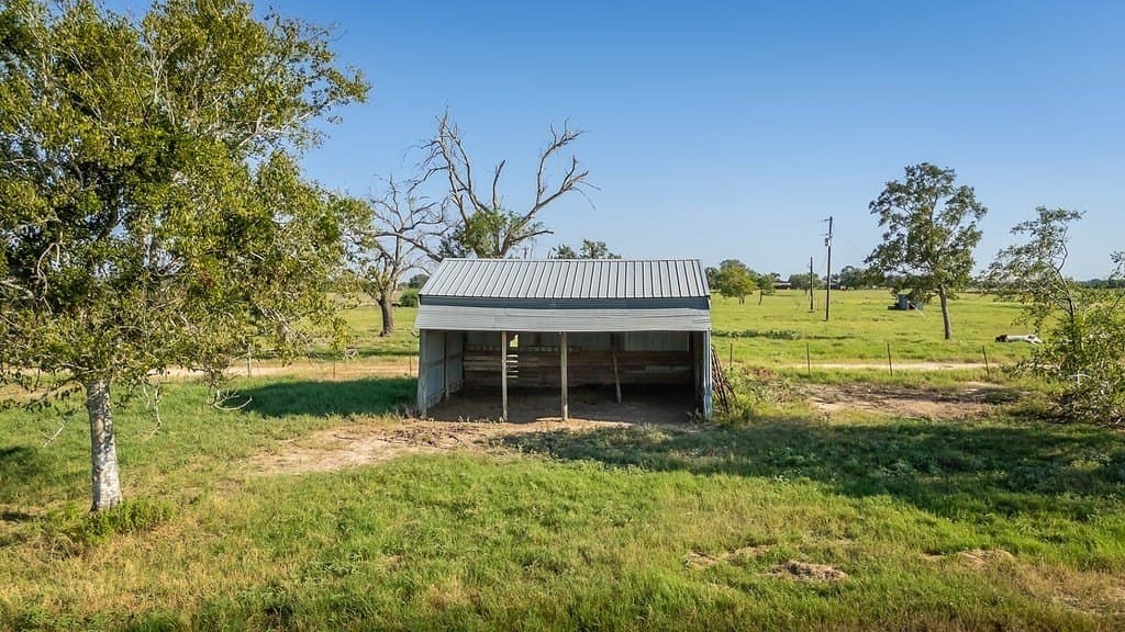 11.45 acres in Lavaca County - photo 27