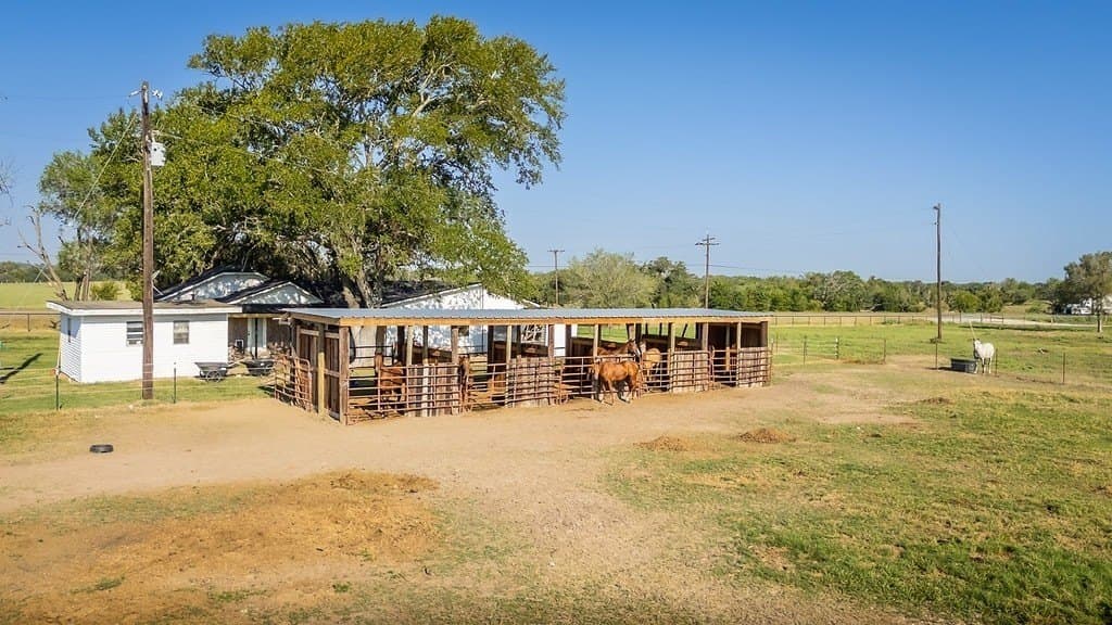 11.45 acres in Lavaca County - photo 14