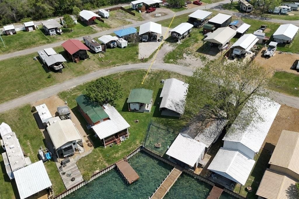 0.09 acres in Navarro County