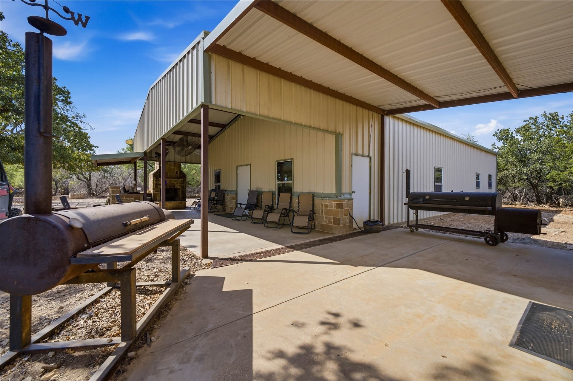 598 acres in Stephens County - photo 5