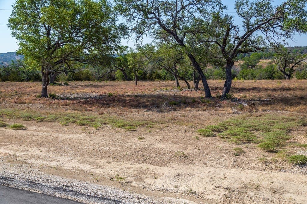 5.01 acres in Kerr County - photo 16
