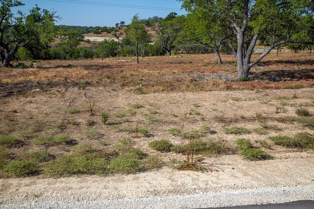 5.01 acres in Kerr County - photo 12
