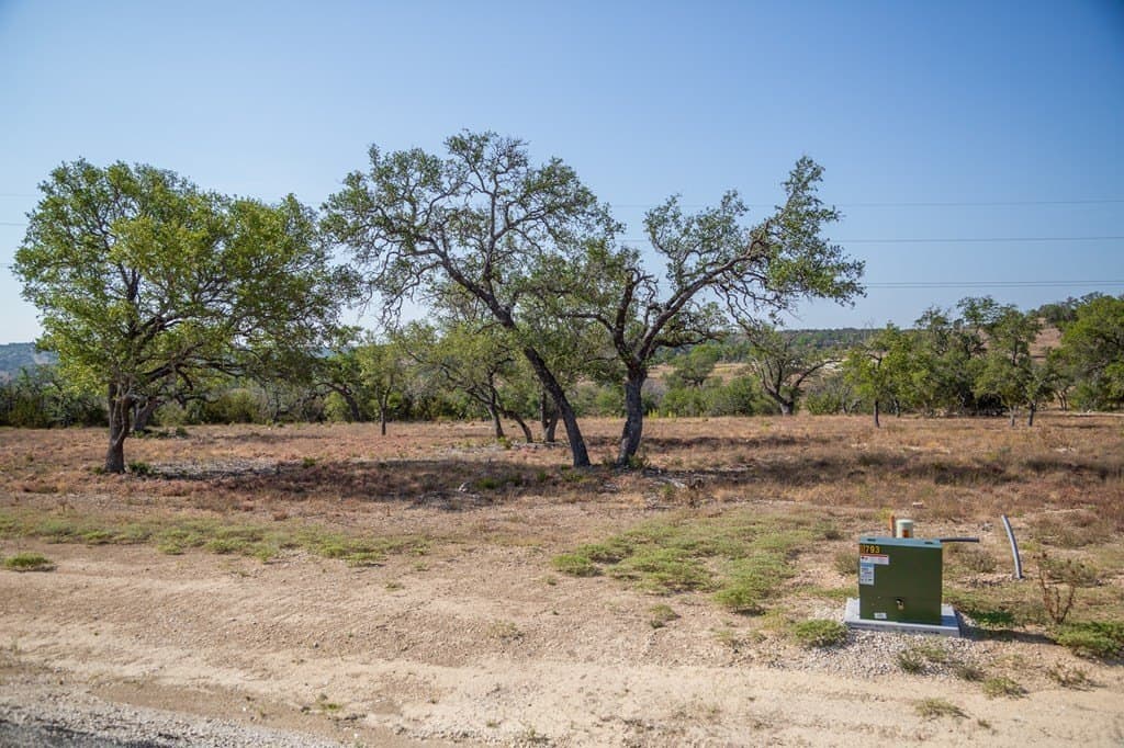 5.01 acres in Kerr County - photo 15