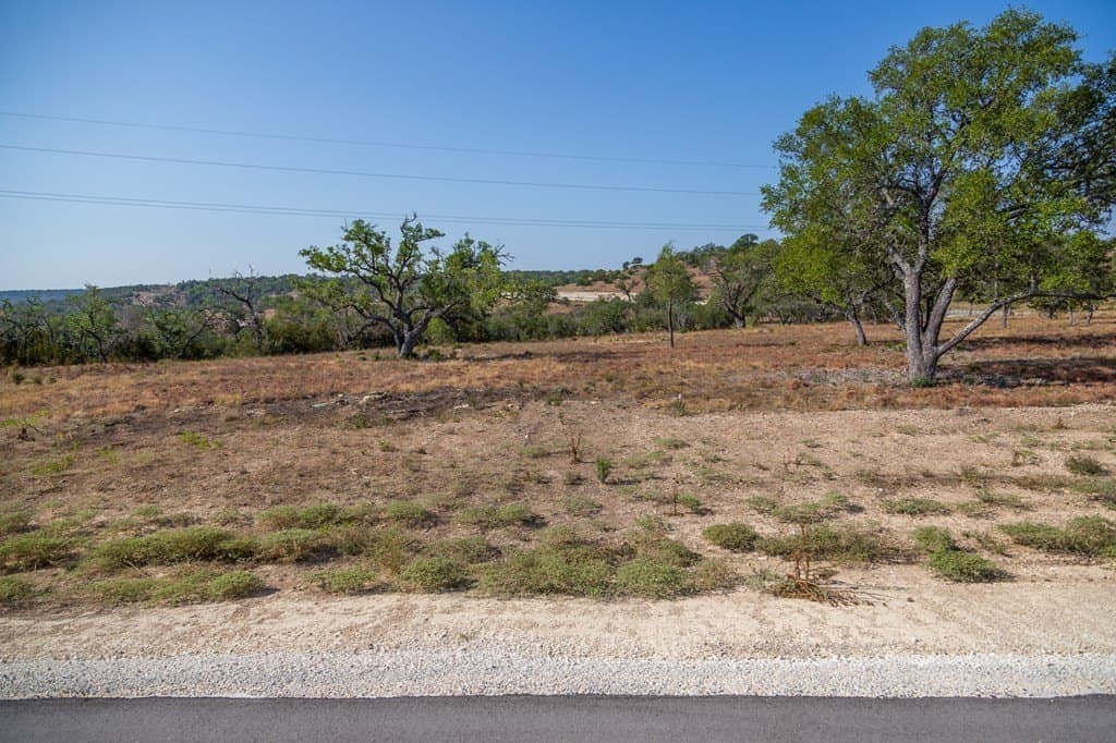 5.01 acres in Kerr County - photo 11