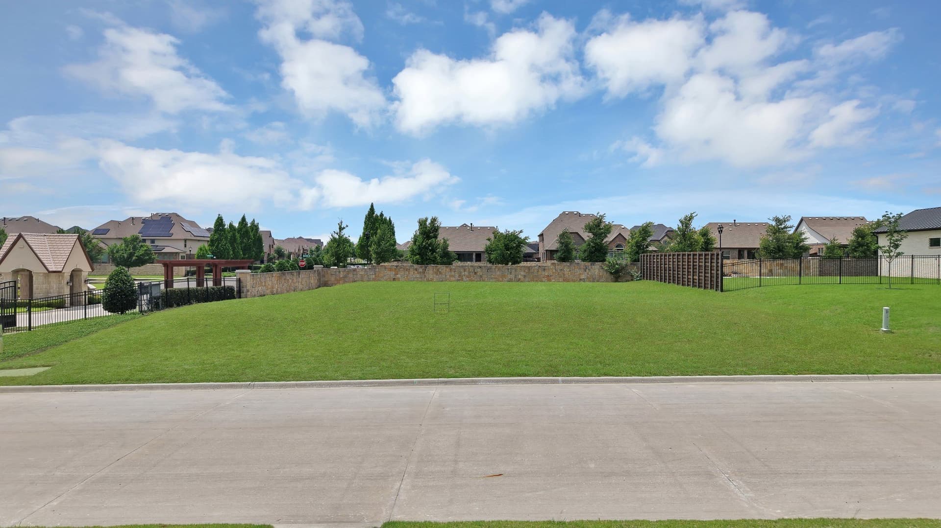 0.48 acres in Johnson County - photo 9