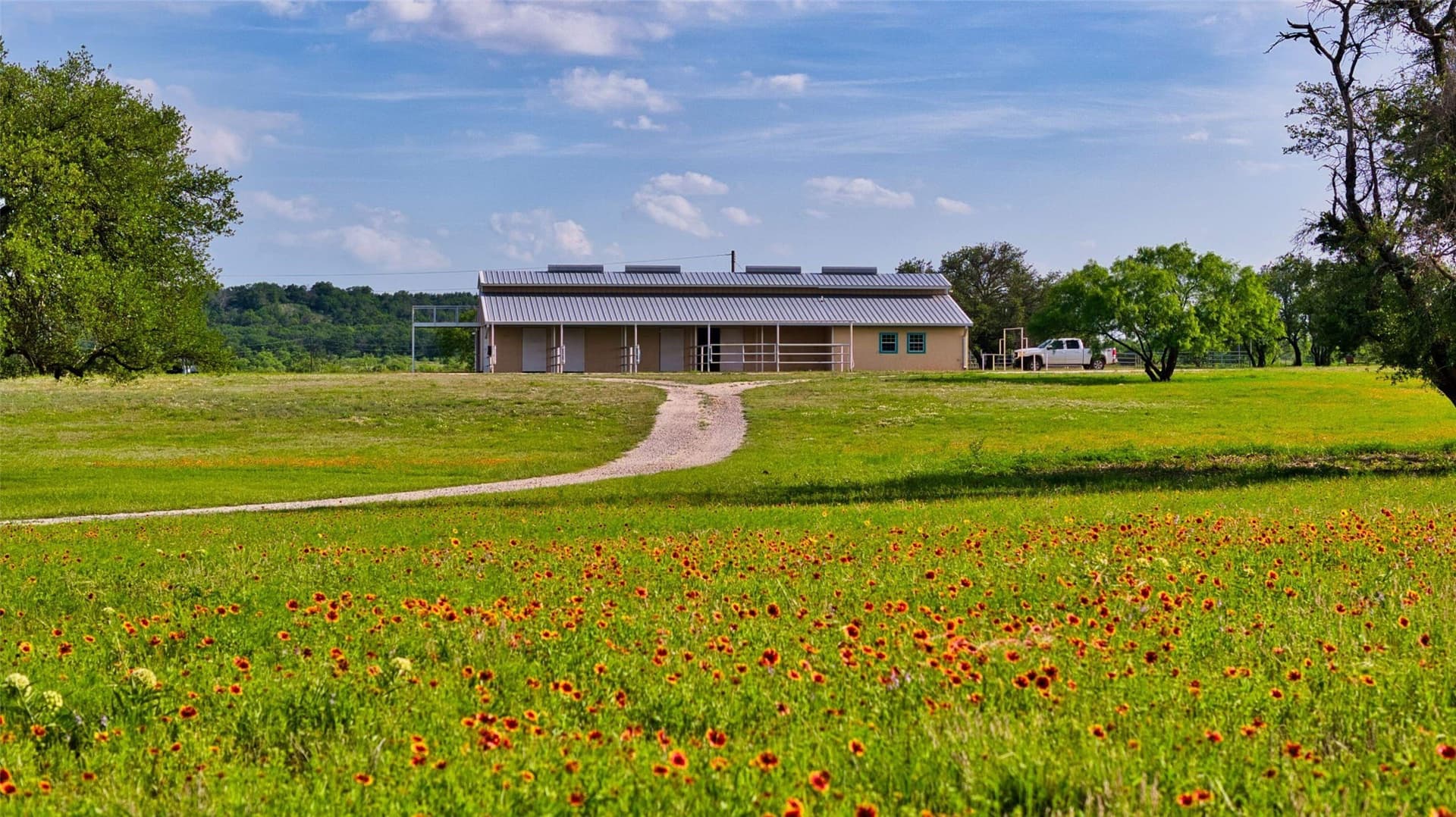 392 acres in Coleman County - photo 4