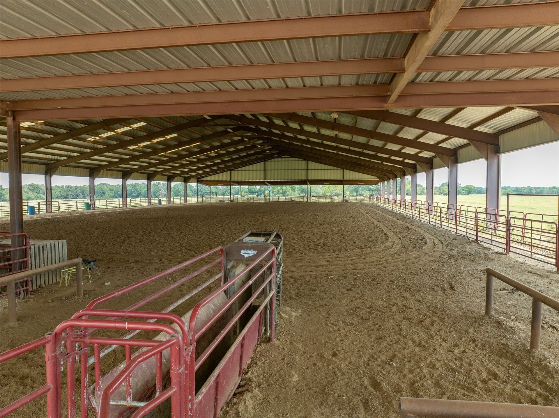 1,135 acres in Lamar County - photo 8