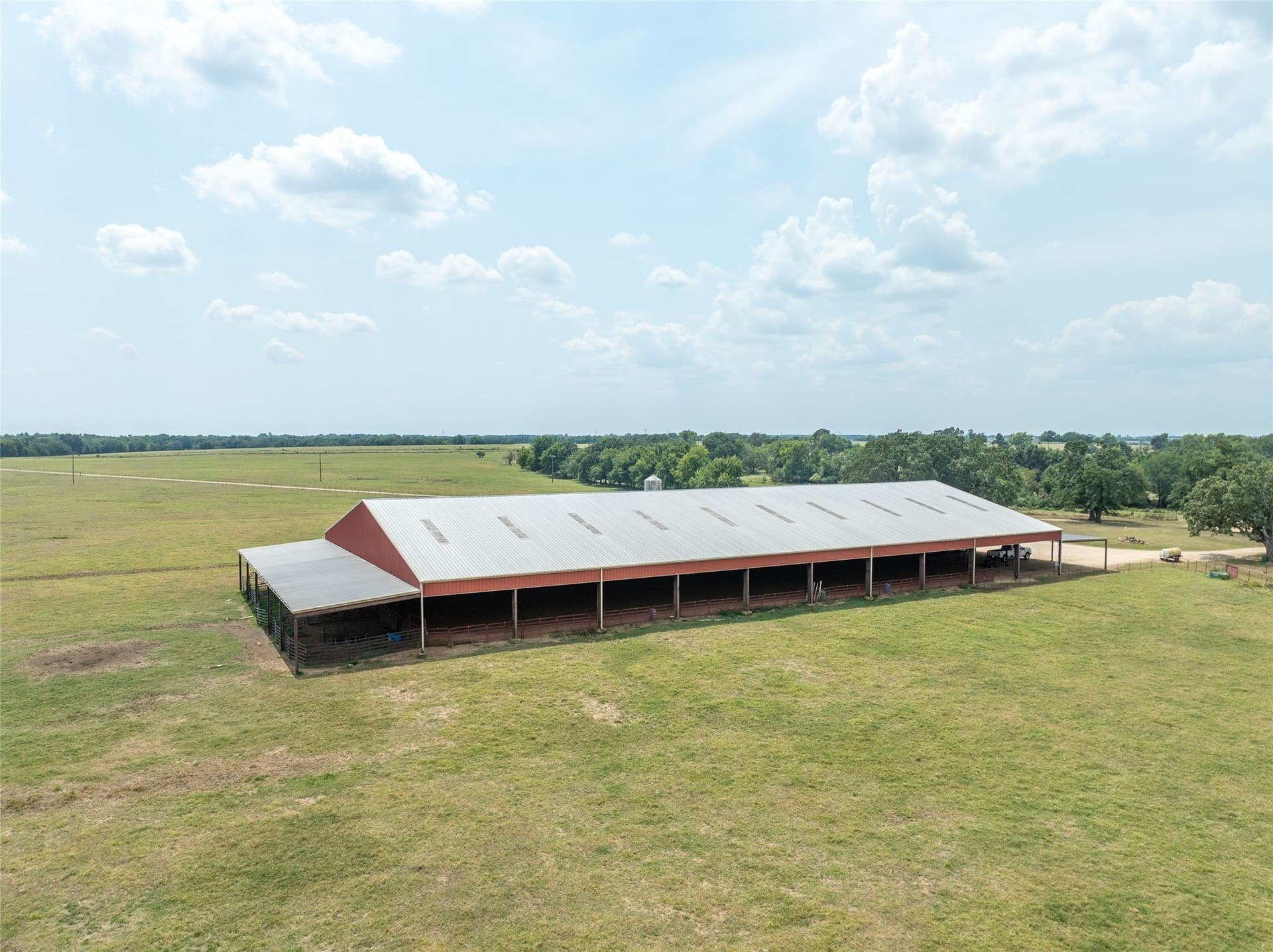 1,135 acres in Lamar County - photo 10