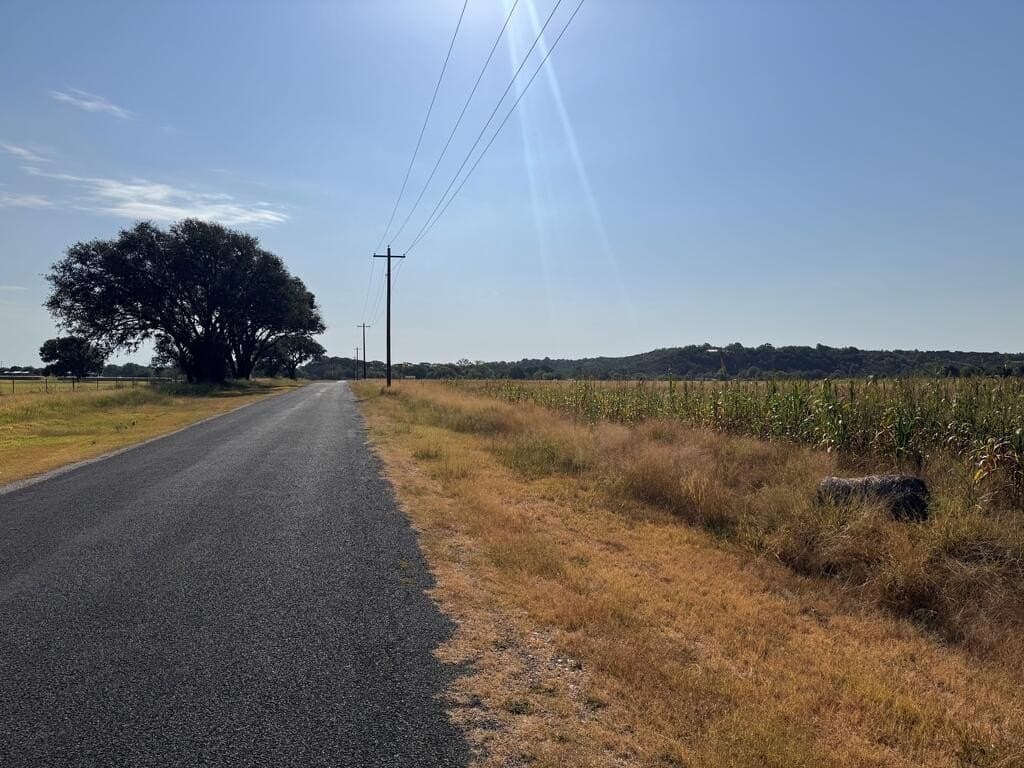 9.4 acres in Kerr County