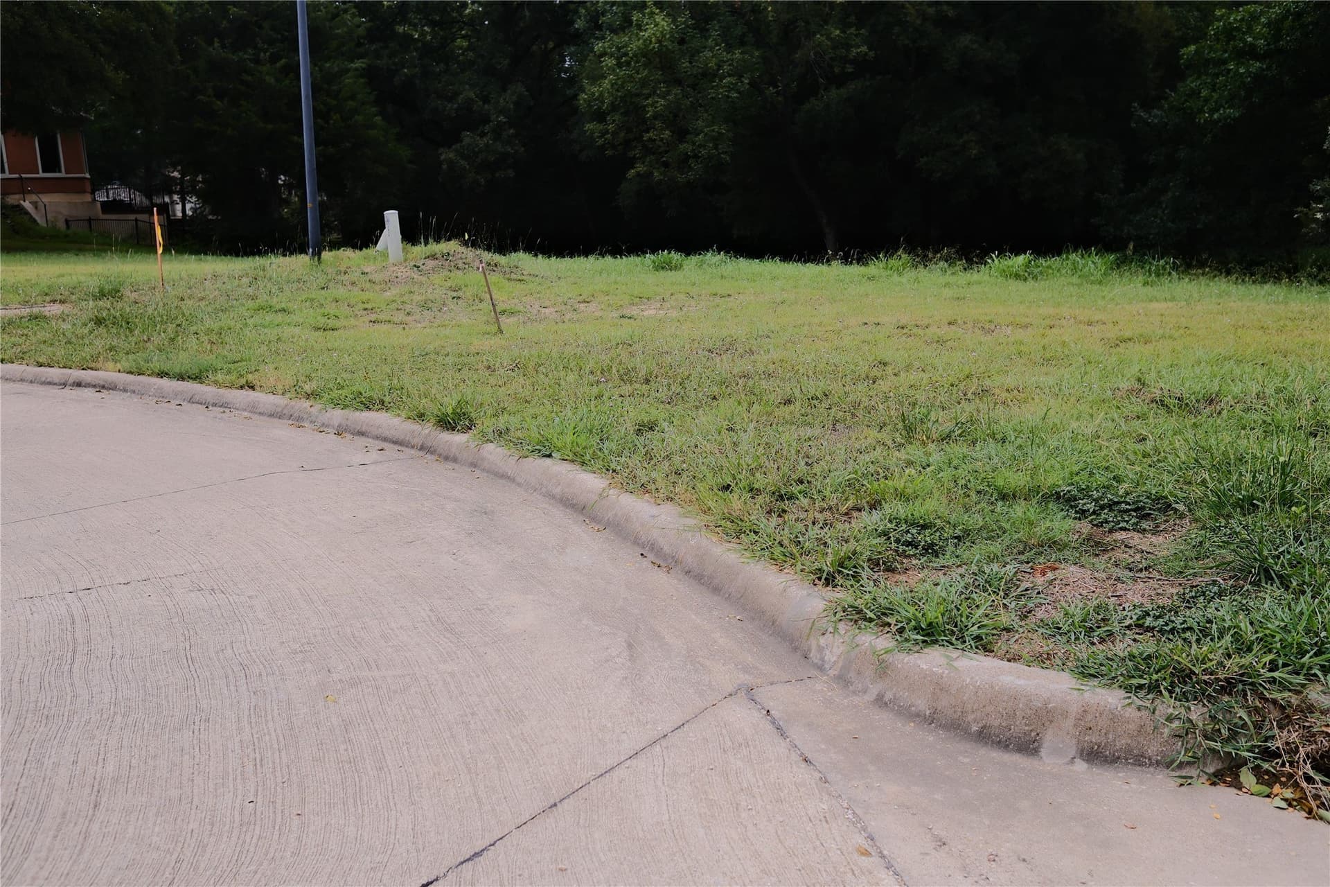 0.94 acres in Ellis County featured view