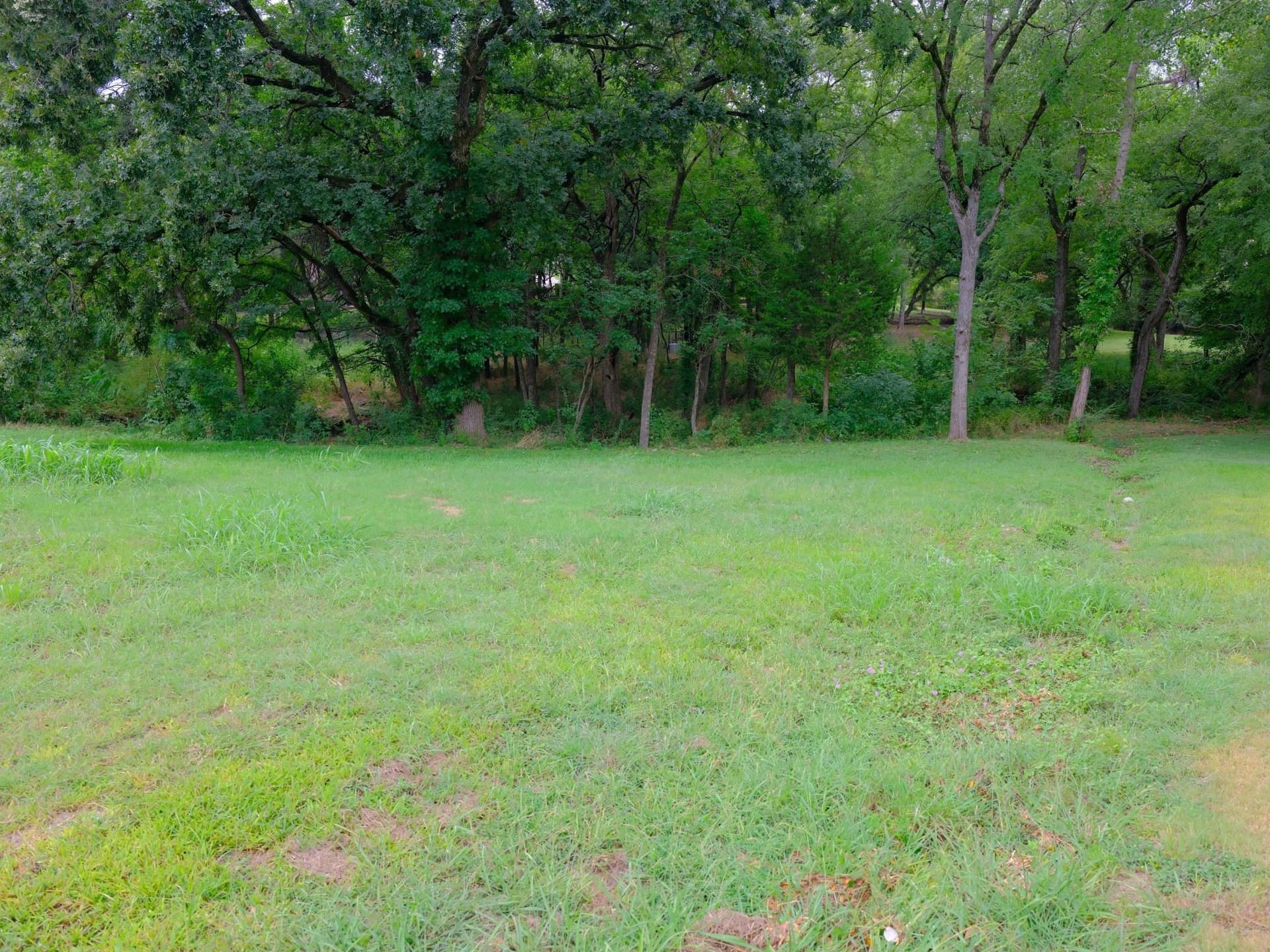 0.94 acres in Ellis County - photo 11
