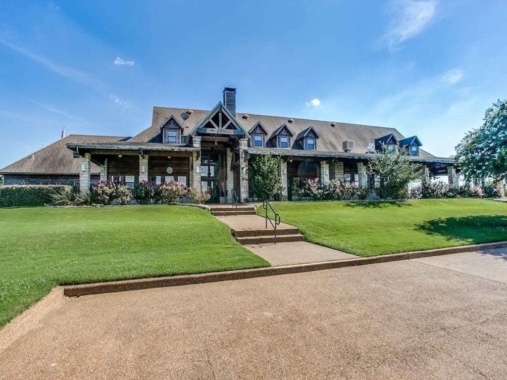0.3 acres in Hill County - photo 9