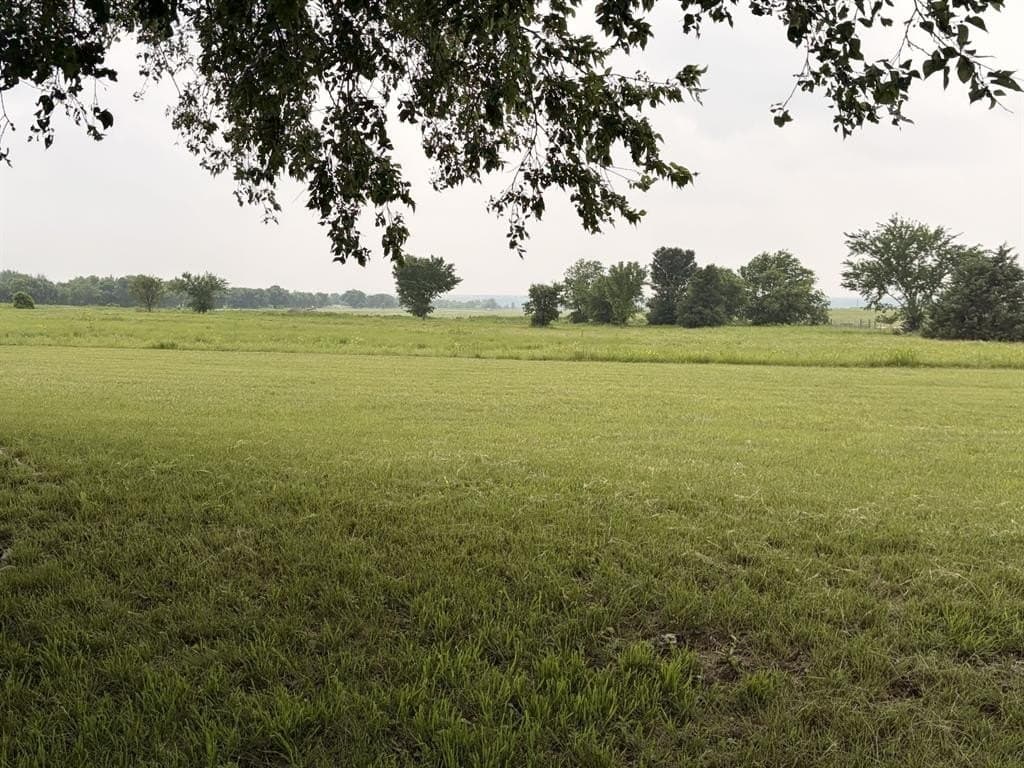 10.84 acres in Wise County gallery image 4