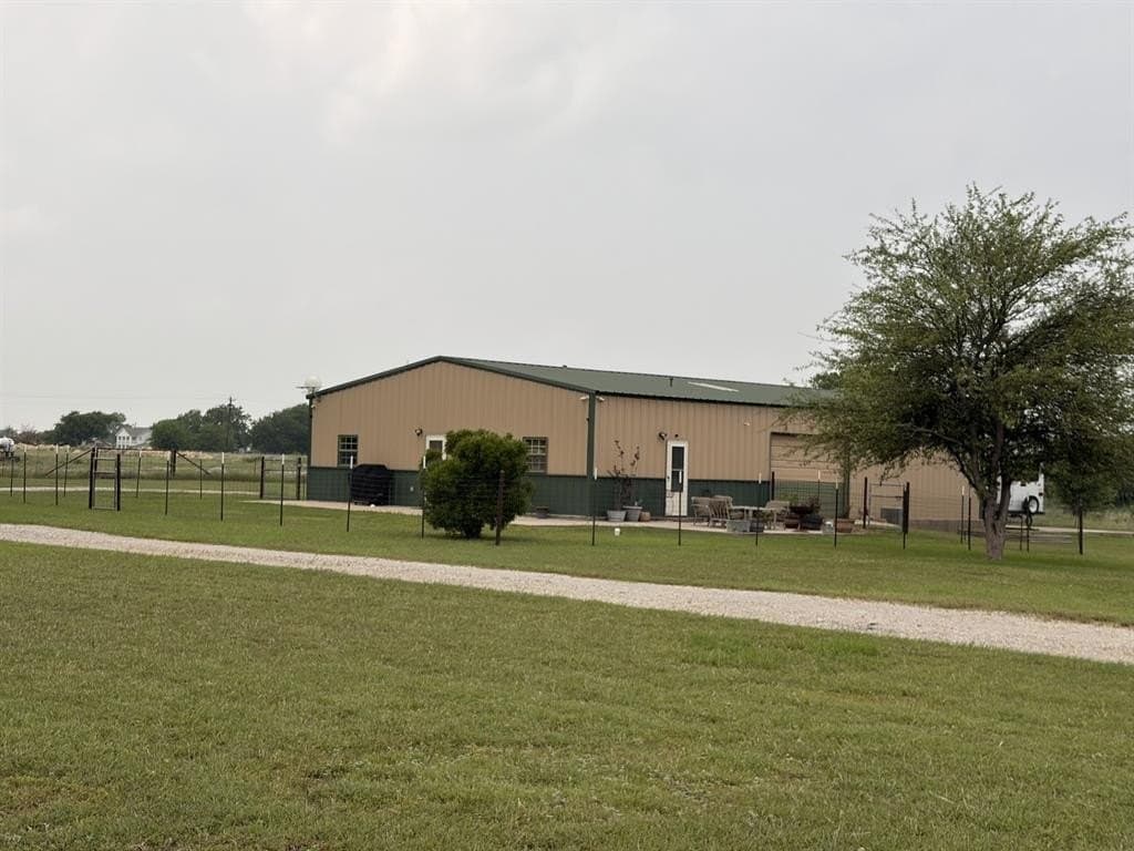 10.84 acres in Wise County