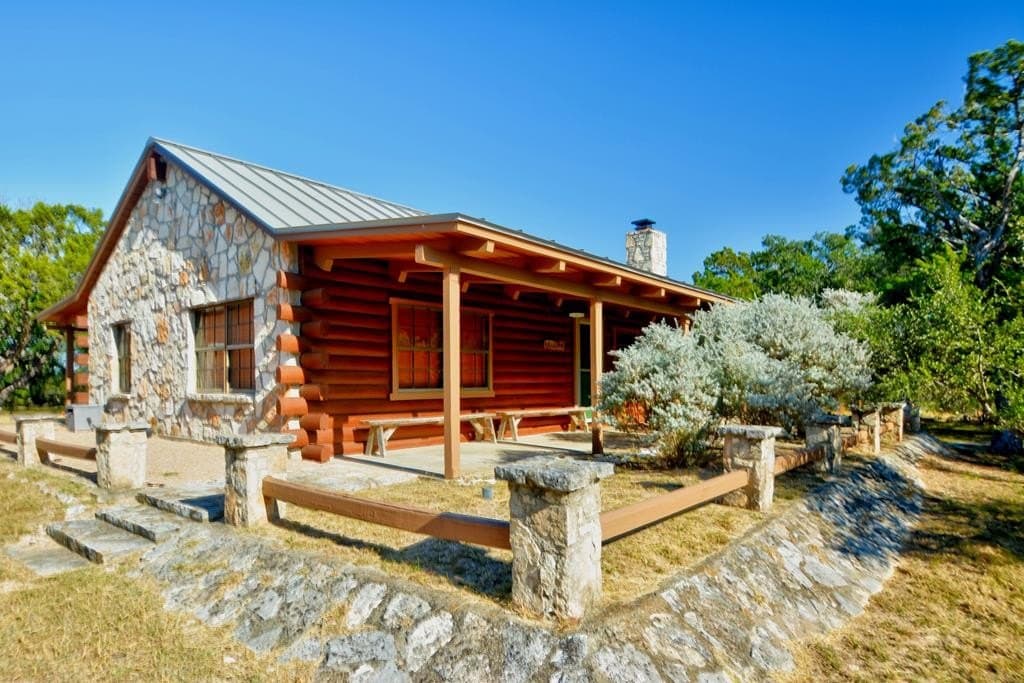 10 acres in Kerr County