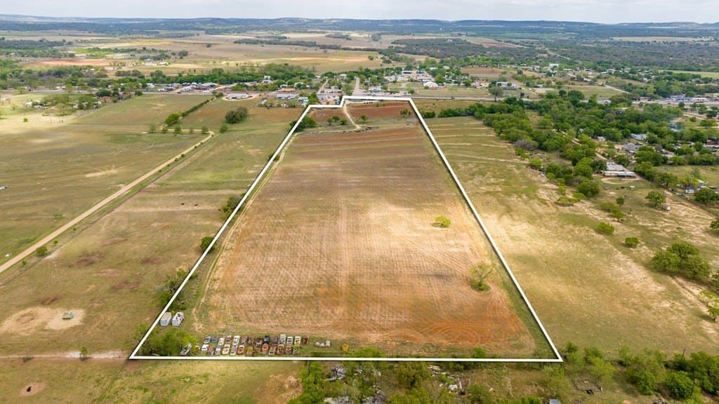 25.08 acres in Gillespie County gallery image 4