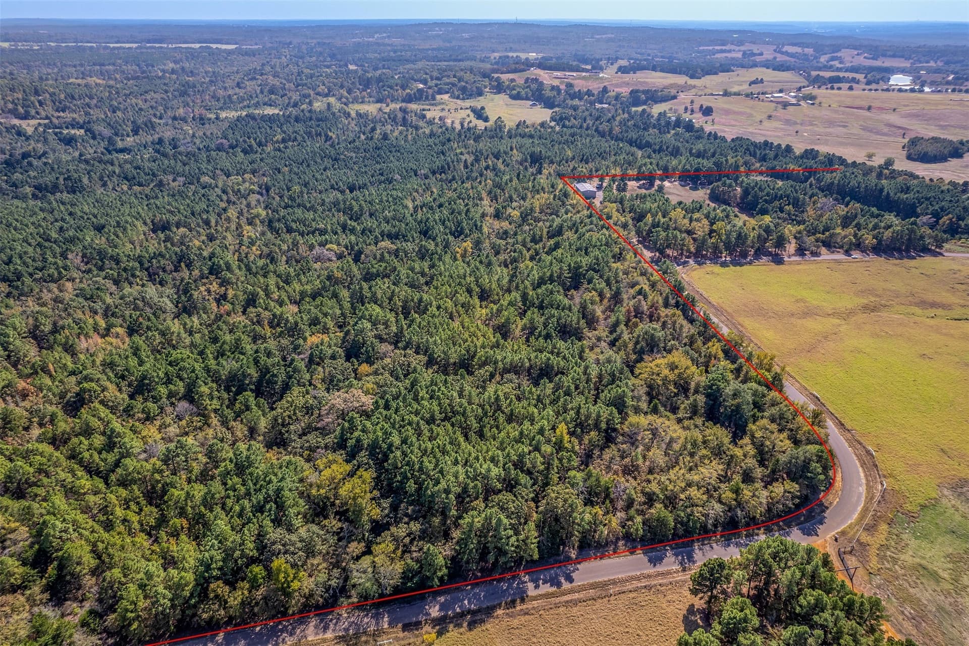 354 acres in Smith County featured view