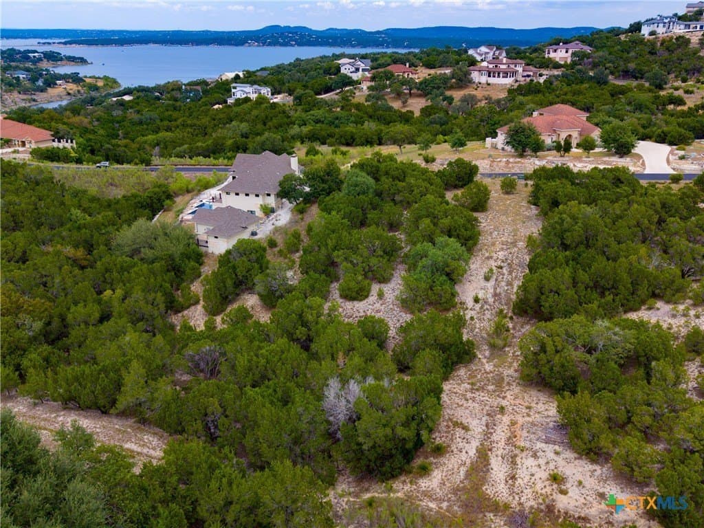 1.06 acres in Comal County - photo 8