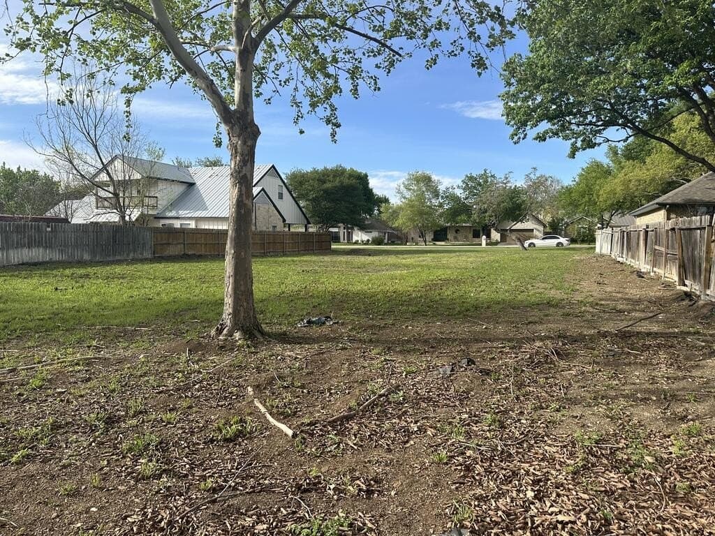 0.32 acres in Kendall County - photo 4