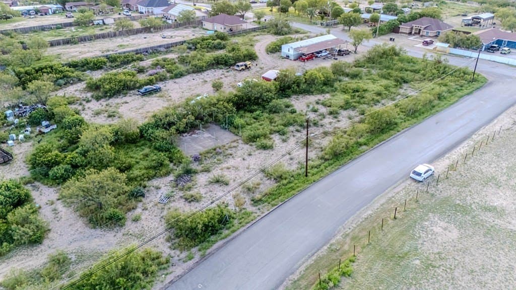 0.68 acres in Maverick County gallery image 4