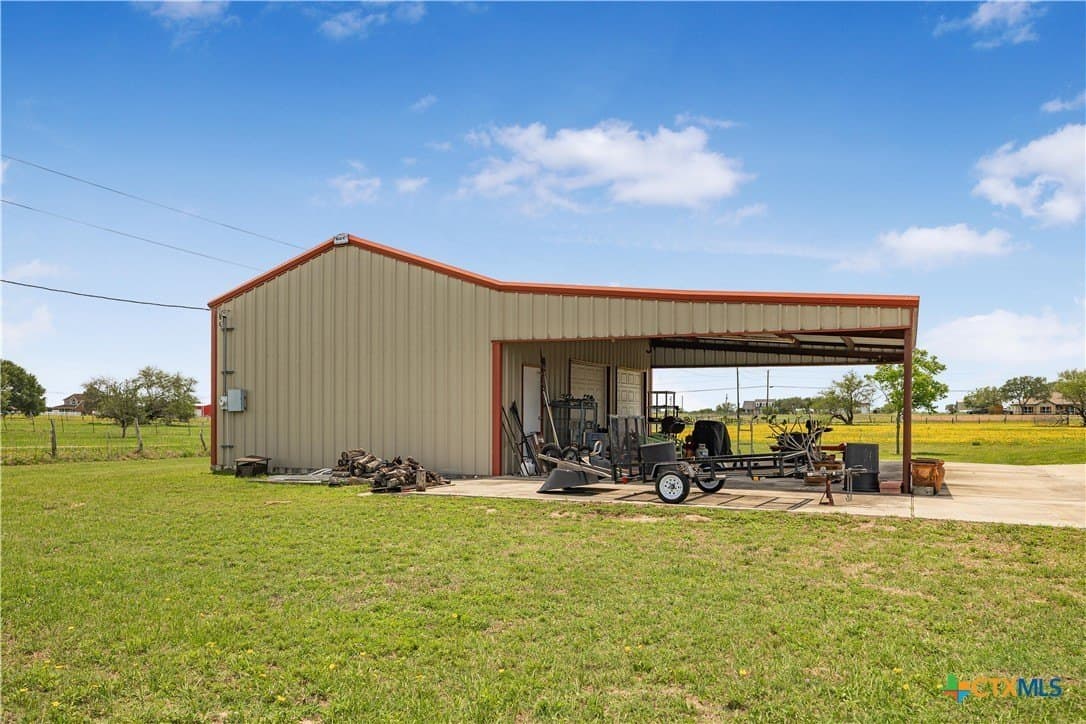 10.1 acres in Victoria County - photo 32