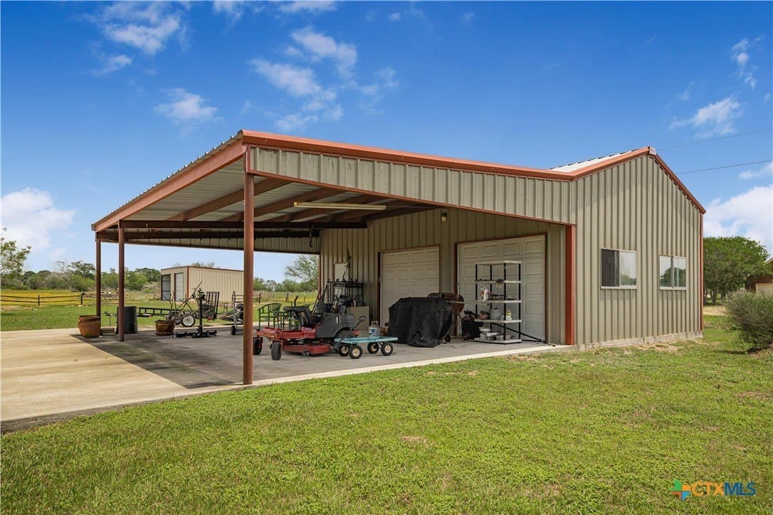 10.1 acres in Victoria County - photo 31