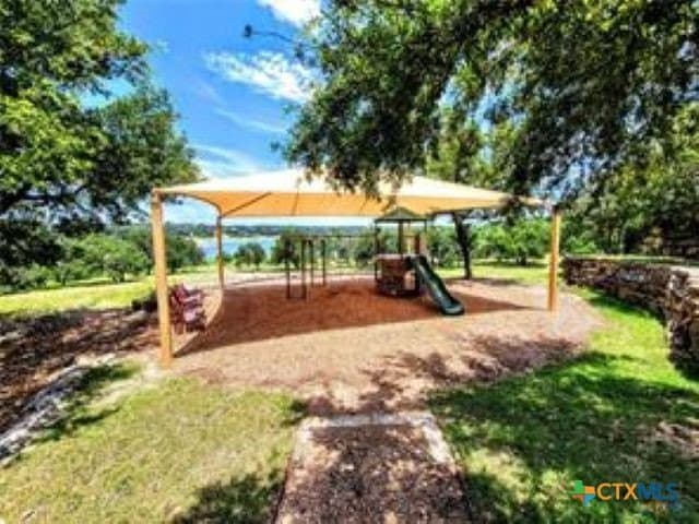 1.82 acres in Comal County - photo 10