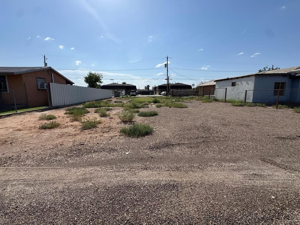 0.25 acres in Reeves County