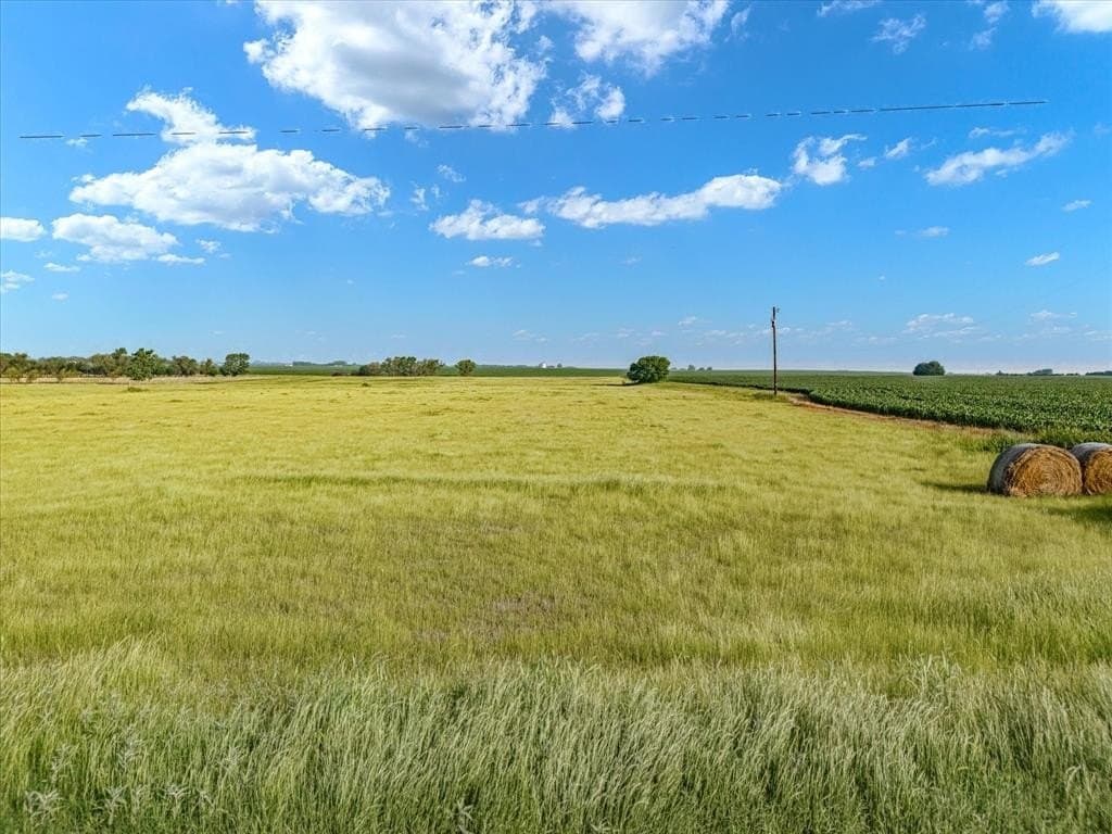 10 acres in Hill County featured view