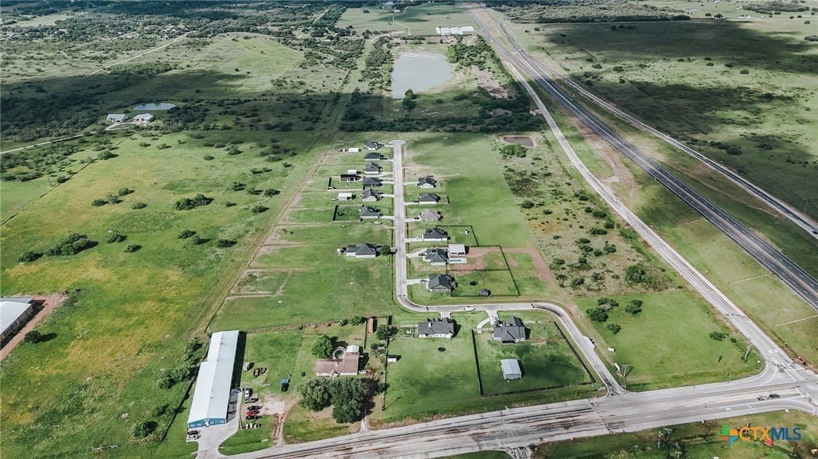 1.26 acres in Victoria County - photo 7