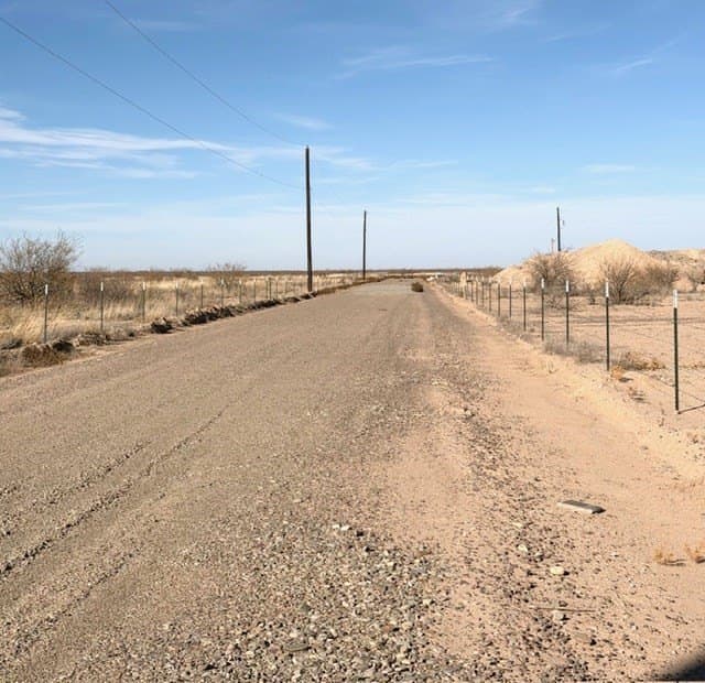 21.31 acres in Reeves County gallery image 4
