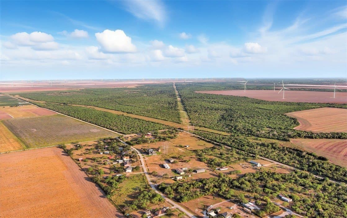 230.6 acres in San Patricio County - photo 5