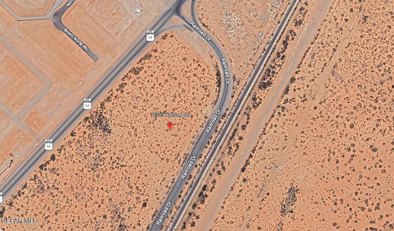 0.57 acres in El Paso County gallery image 4