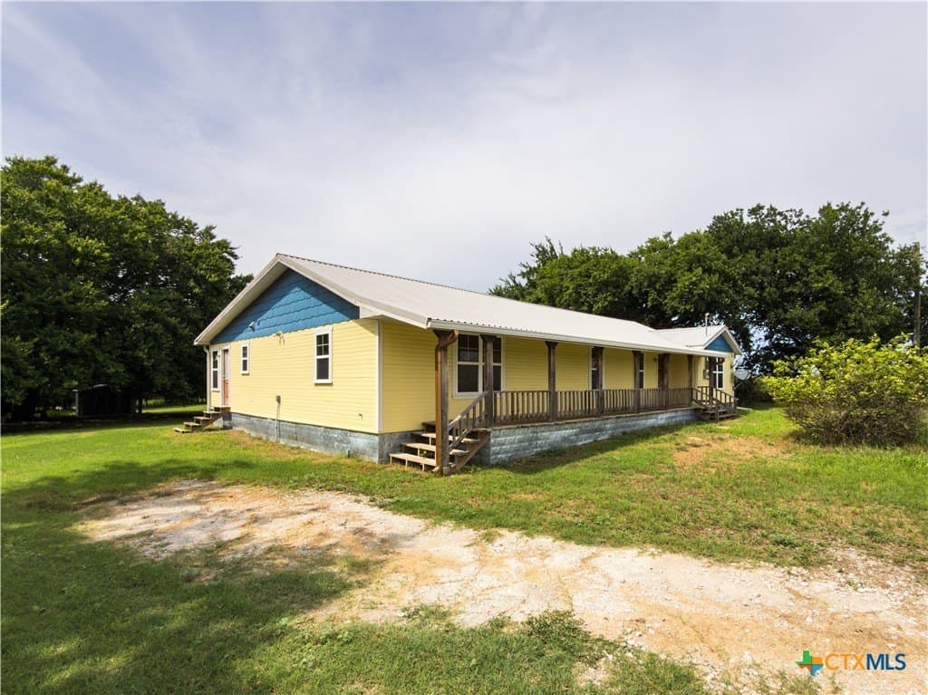 12.79 acres in Hill County gallery image 3