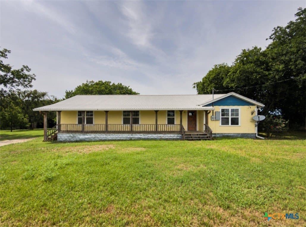 12.79 acres in Hill County