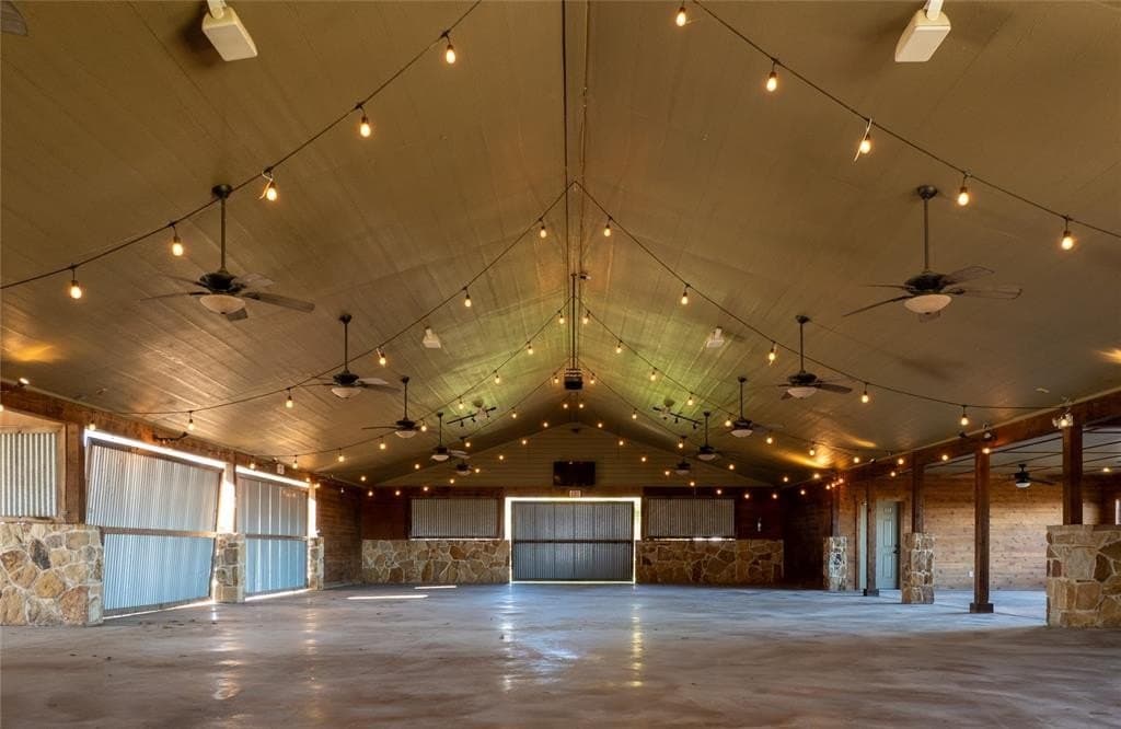 11.19 acres in Collin County gallery image 3