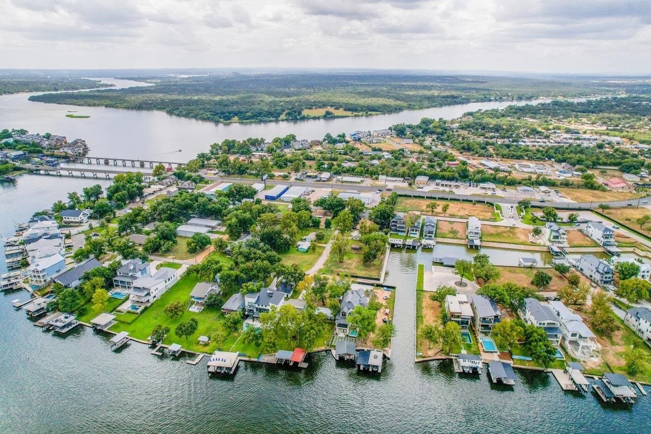 0.17 acres in Llano County gallery image 2