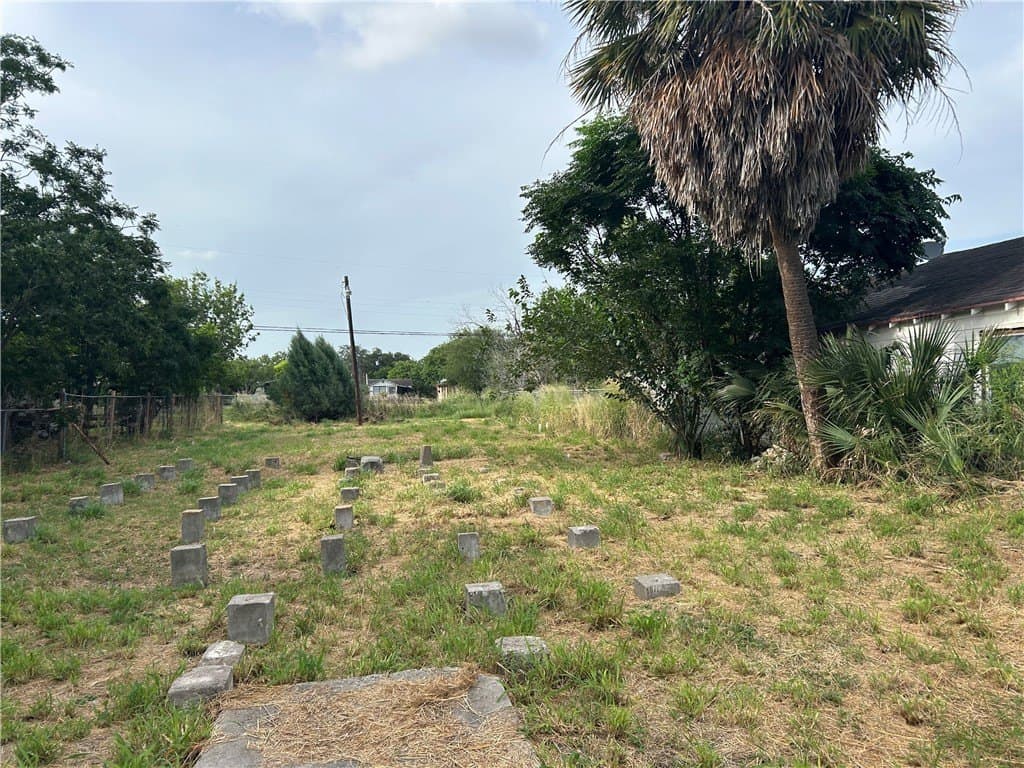 0.16 acres in Nueces County - photo 6