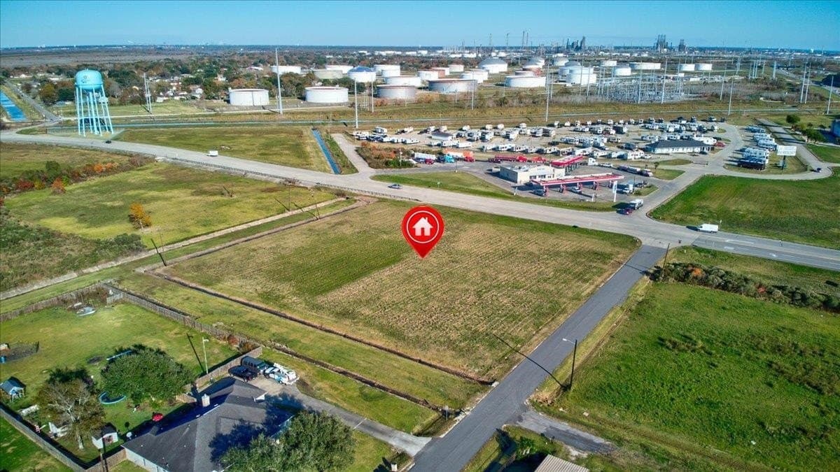 2.7 acres in Texas County gallery image 4