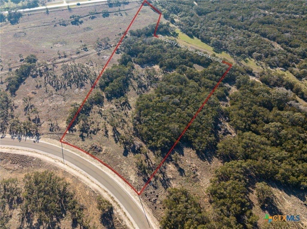 6.47 acres in Comal County gallery image 3
