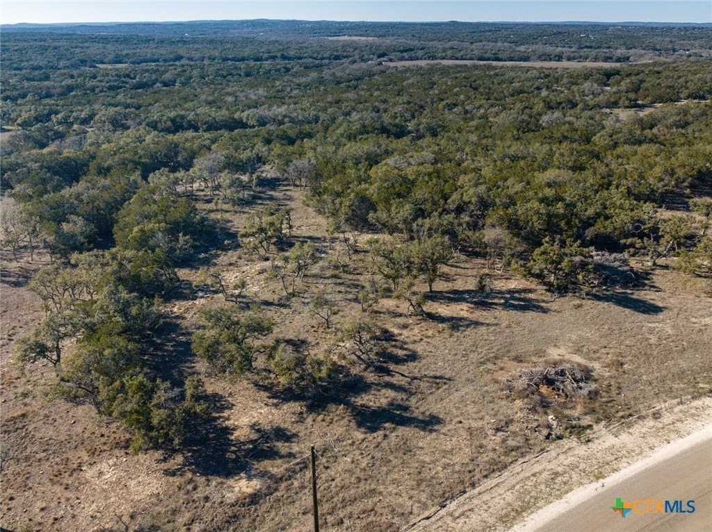 6.47 acres in Comal County - photo 9