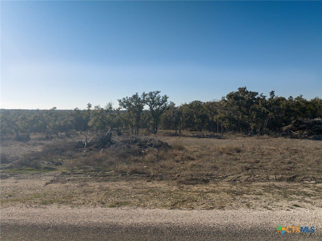 6.47 acres in Comal County - photo 8