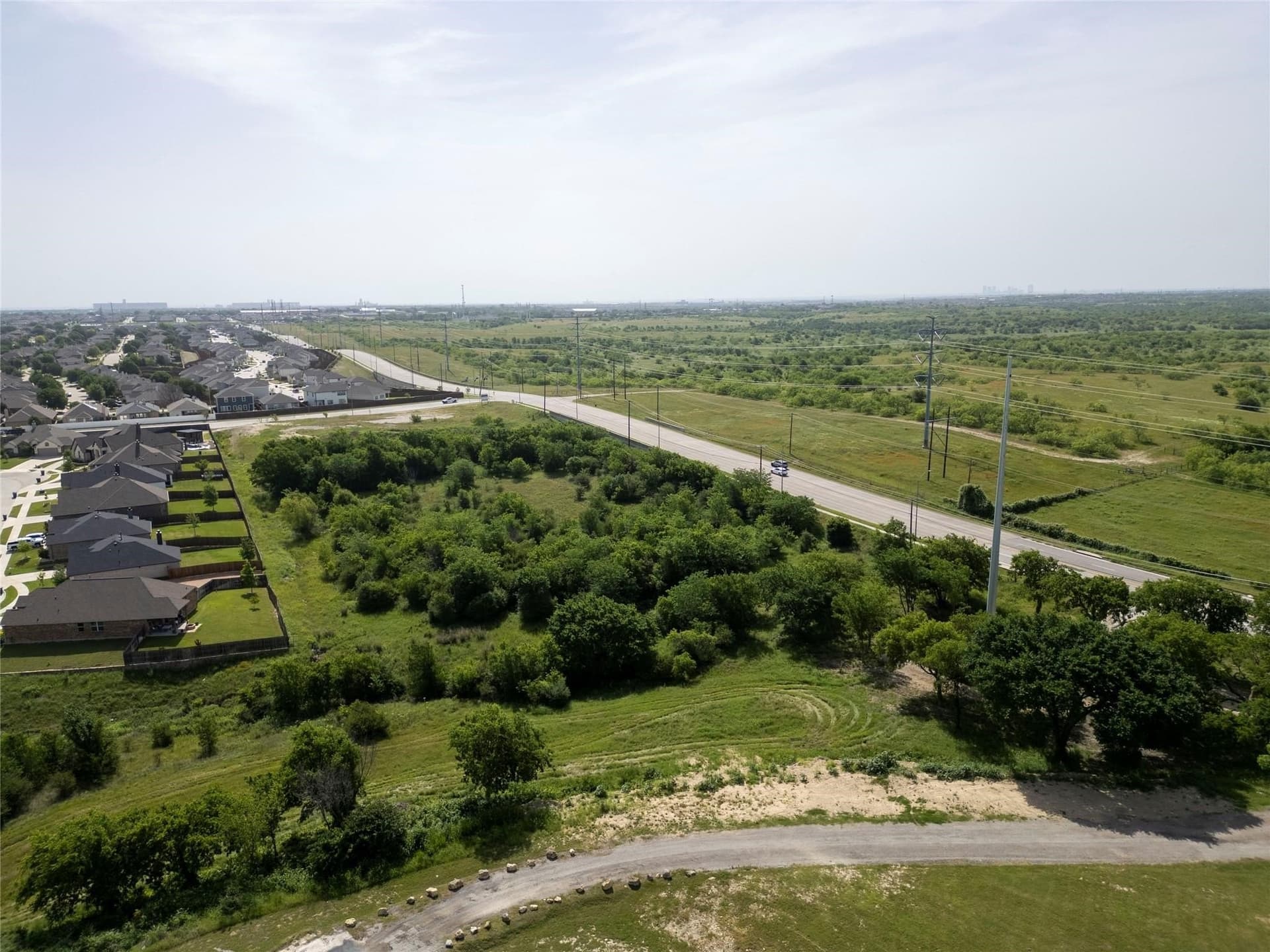 4.97 acres in Tarrant County gallery image 4