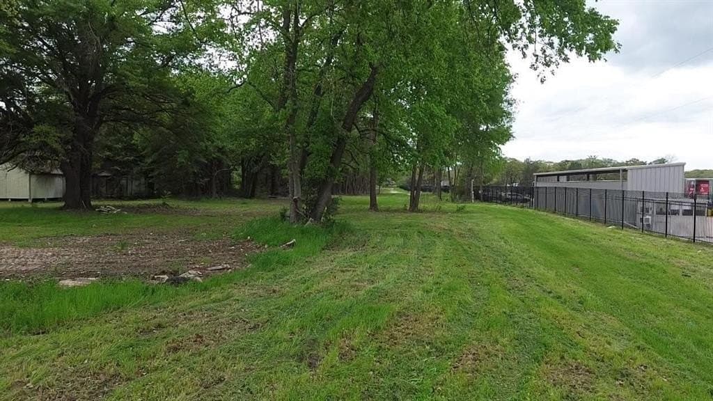 2.98 acres in Smith County gallery image 4